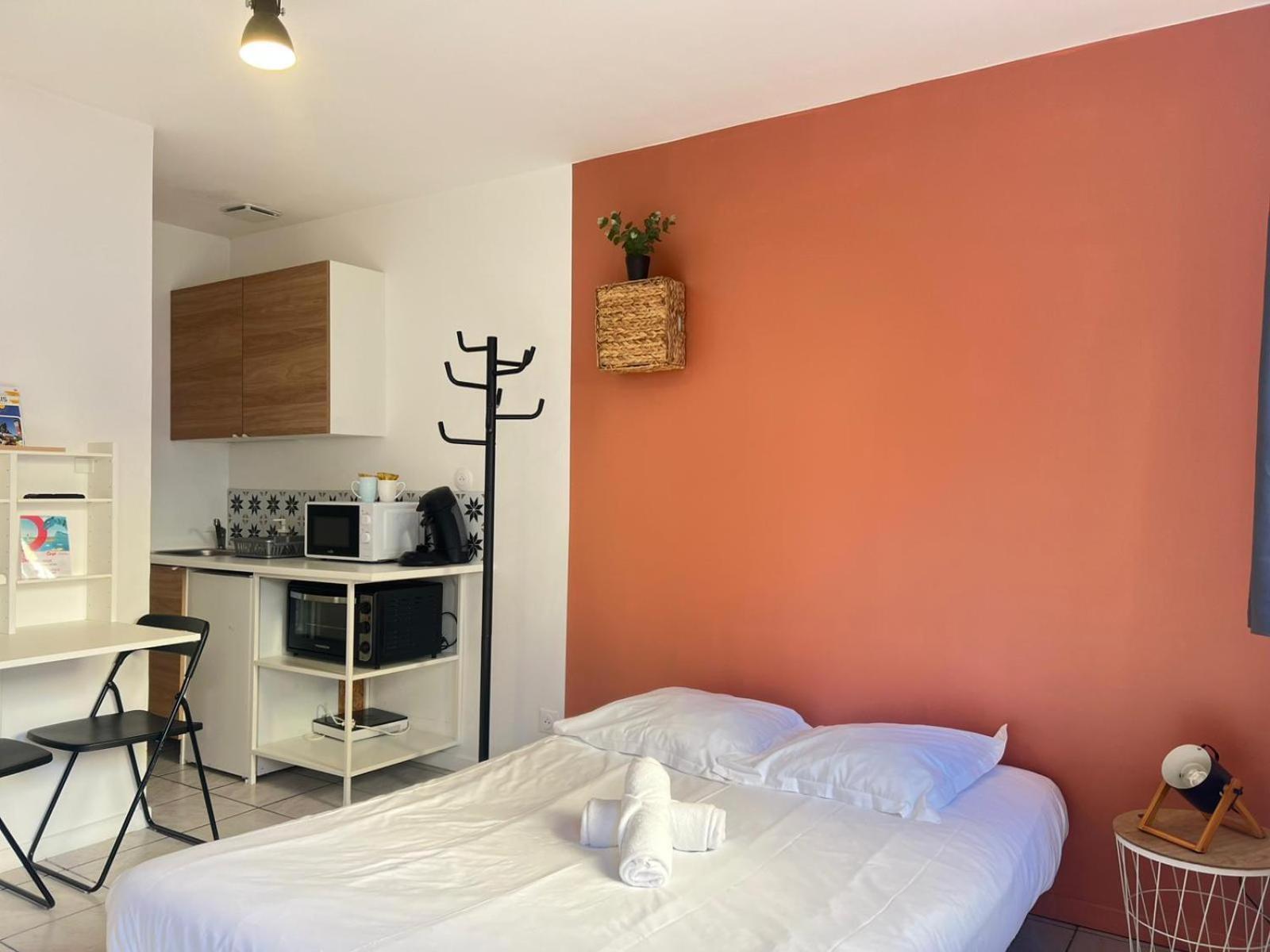 Le Vinci Apartment Calais Ngoại thất bức ảnh